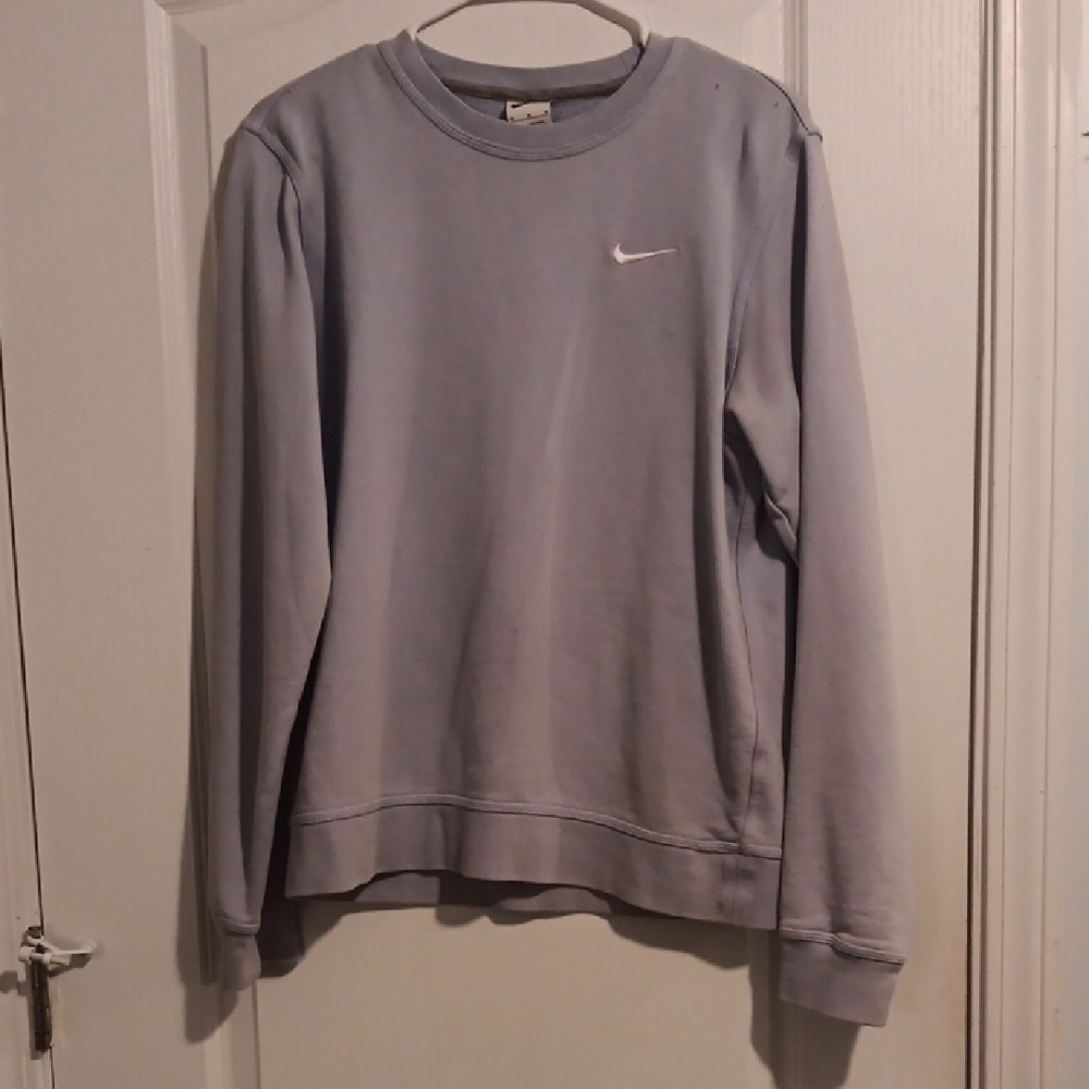 Nike Women's Light Blue Crewneck Sweatshirt